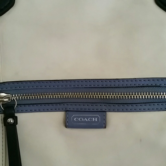 Coach Daisy Mia Spectator Leather Crossbody Bag - Picture 2 of 7